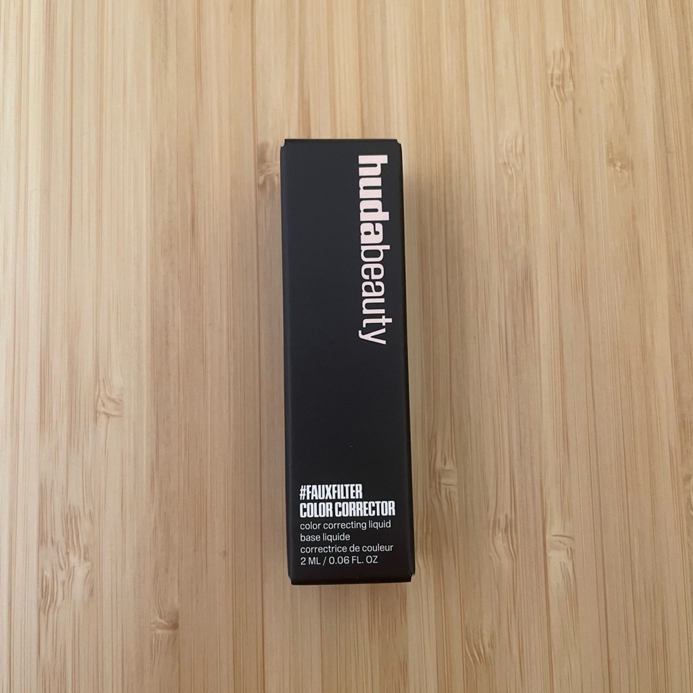 FREE BNIB Huda Beauty Mini #FauxFilter Color Corrector in Peach